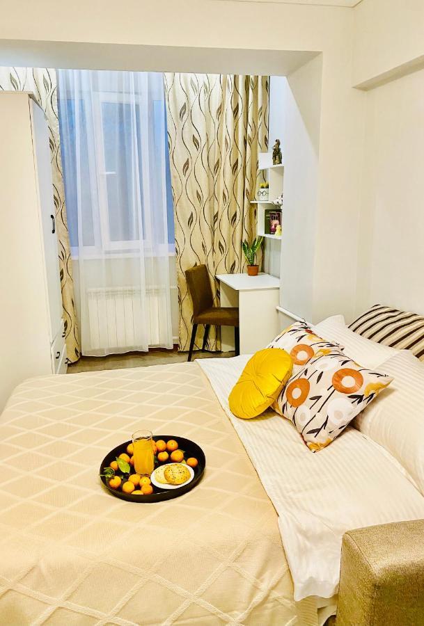 Like Home Apartments Timiryazev Street Alma-Ata Buitenkant foto